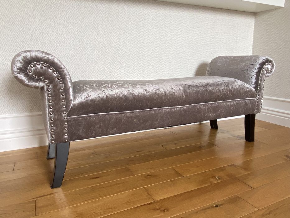 Przepiękna ławka siedzisko w stylu glamour ponadczasowa