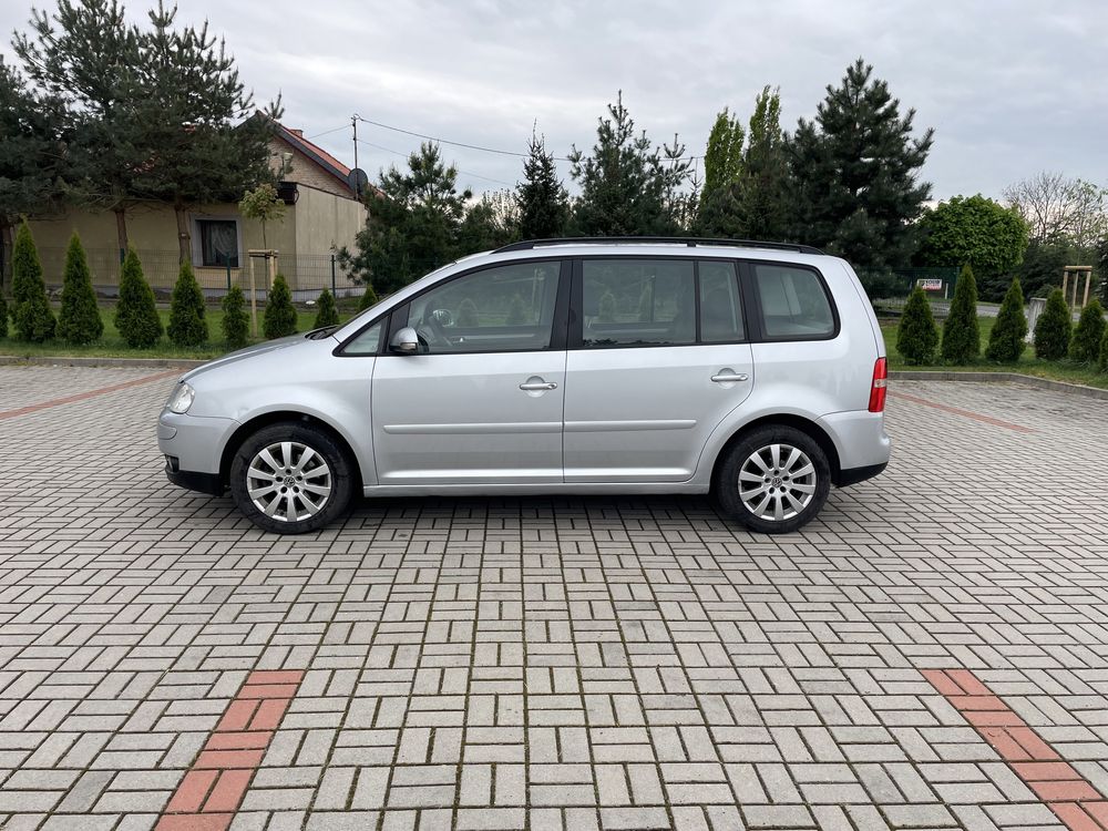 Volkswagen Touran 2.0 TDI 140km 2006 rok 7-miejsc