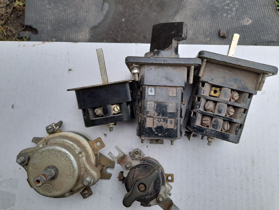 Пакетний перемикач ПВЗ-60-УЗ