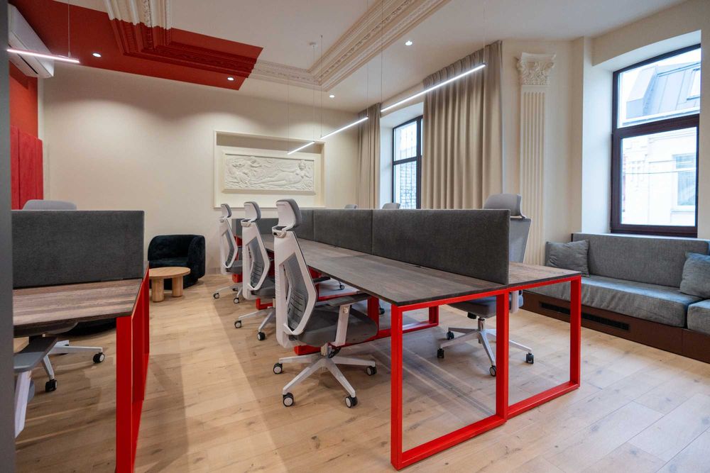 Оренда офісу - Клас А, 250 м2, м. Площа Українських Героїв