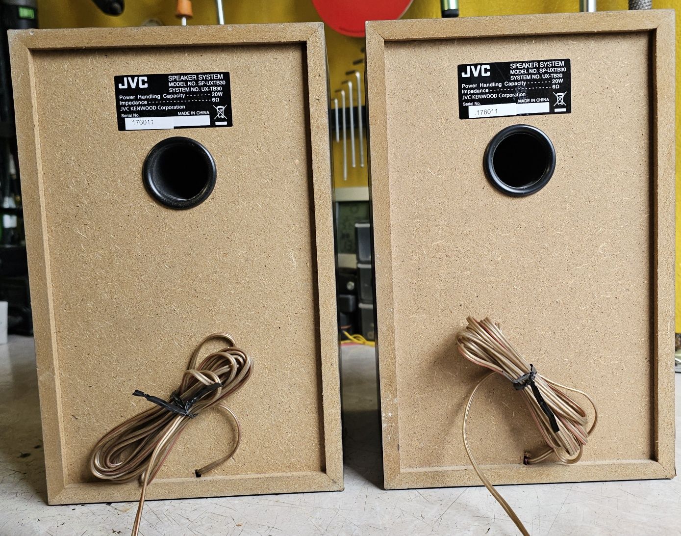 Kolumny JVC 2x20W do wiezy, konsoli, sp-uxtb30