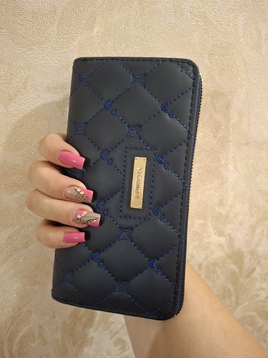 Зручний у використанні синього кольору