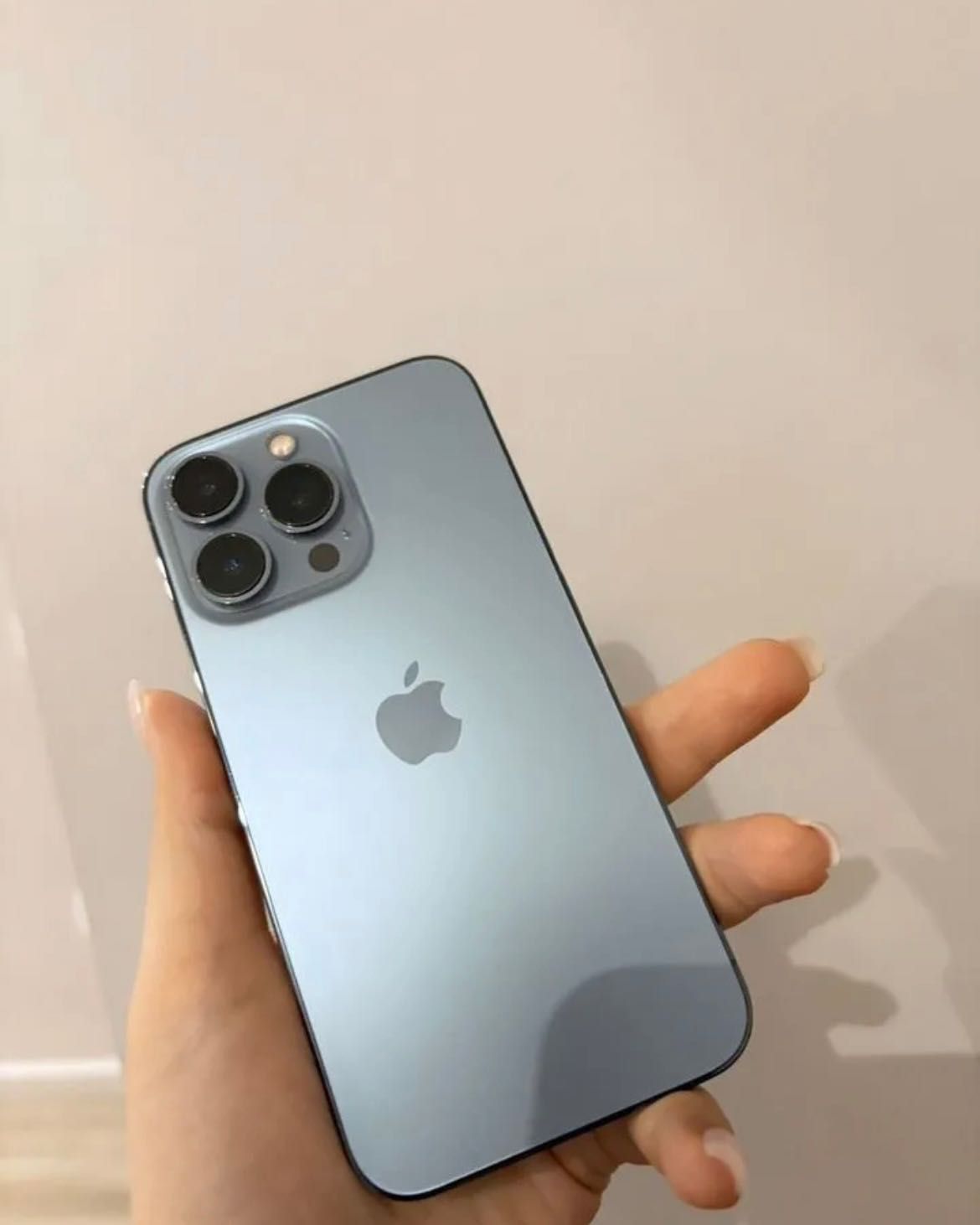 Продам iPhone 13 Pro 256 идеал