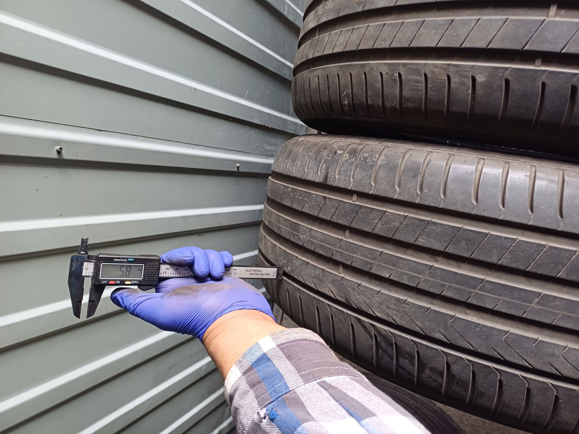 Cena za 2 opony letnie 255/45r19 PIRELLI 2020r