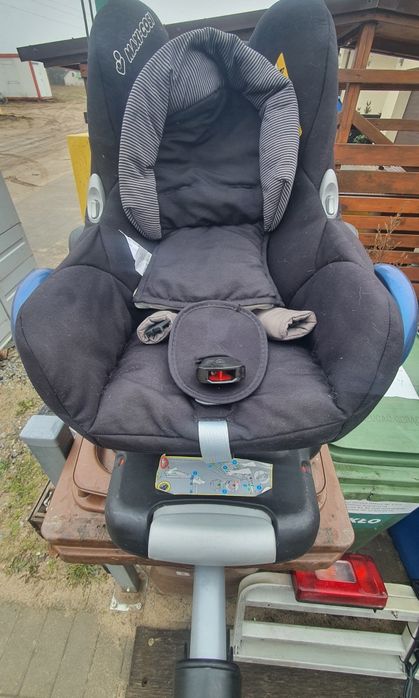 Fotelik samochodowy Maxi COSI z bazą