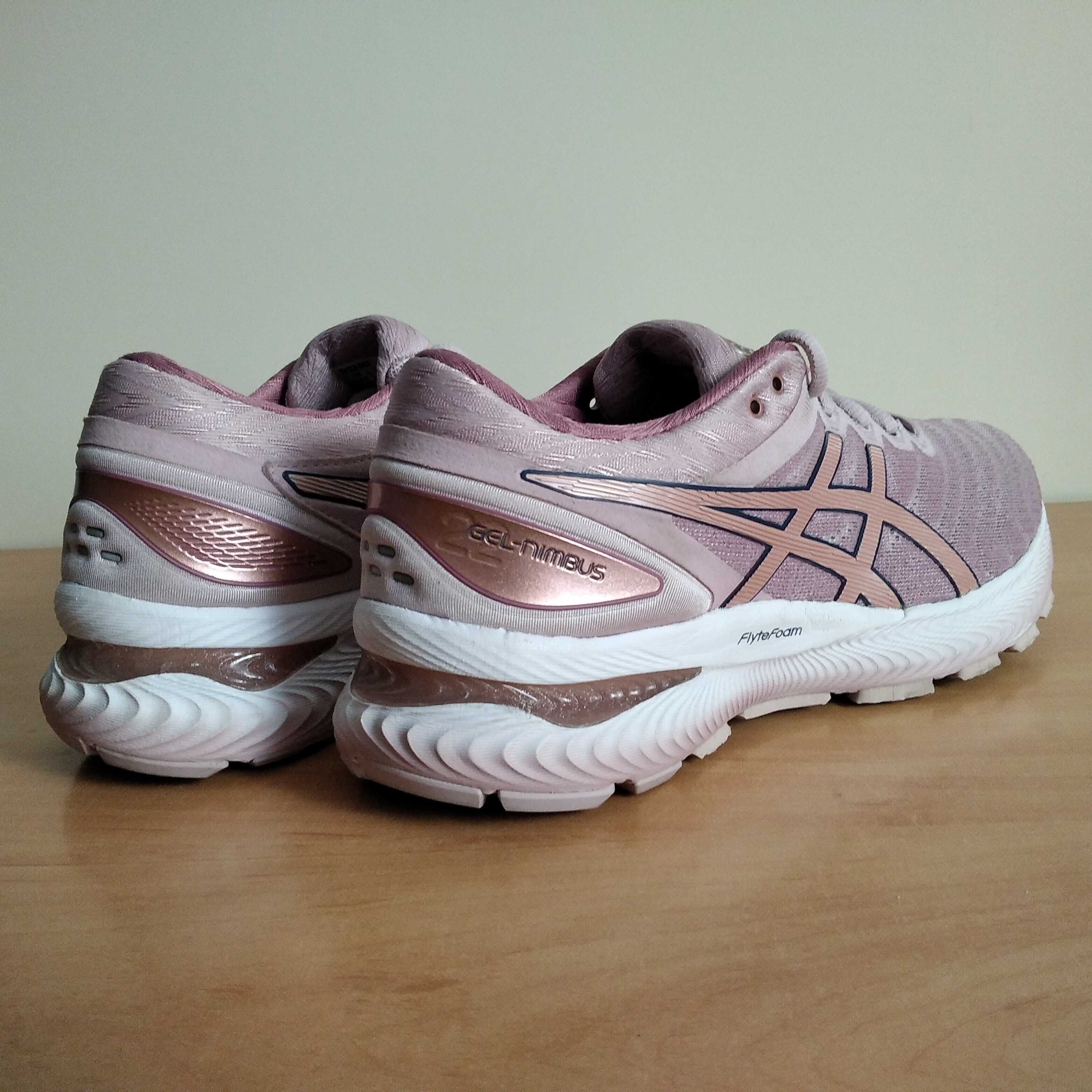 Profesjonalne buty biegowe ASICS Gel Nimbus 22 roz.eu-38