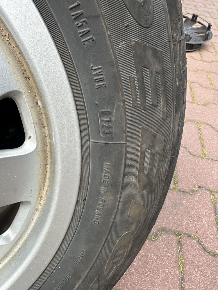 Opony z felgami aluminiowymi- bardzo dobry stan!