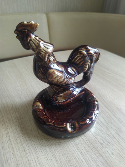 Олимп. Мишка, пепельница ,две кружки ,аэролампа ,подсвечники