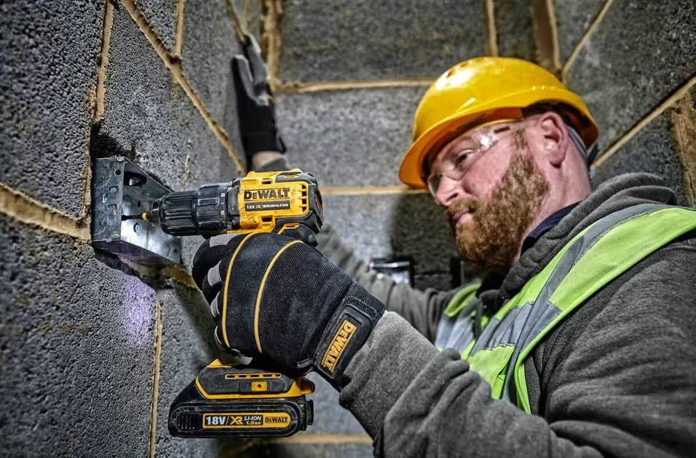 Дриль-шурупокрут акумуляторний безщітковий DeWALT DCD708D2T НОВИЙ