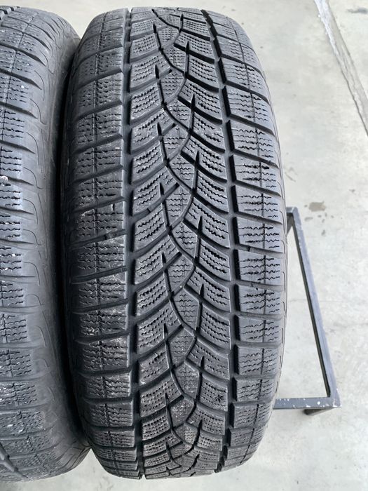 (4шт) 215/65R17 Goodyear UltraGrip Ice SUV зимові шини