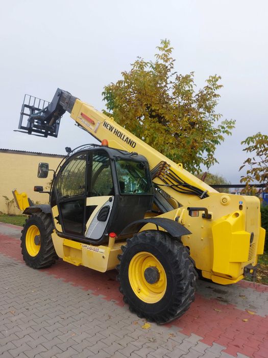 Ładowarka Teleskopowa NEW HOLLAND LM 1445 z 2007r.