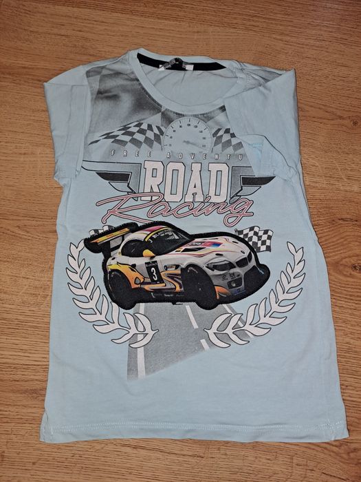 Bluzka z migajaca dioda 122