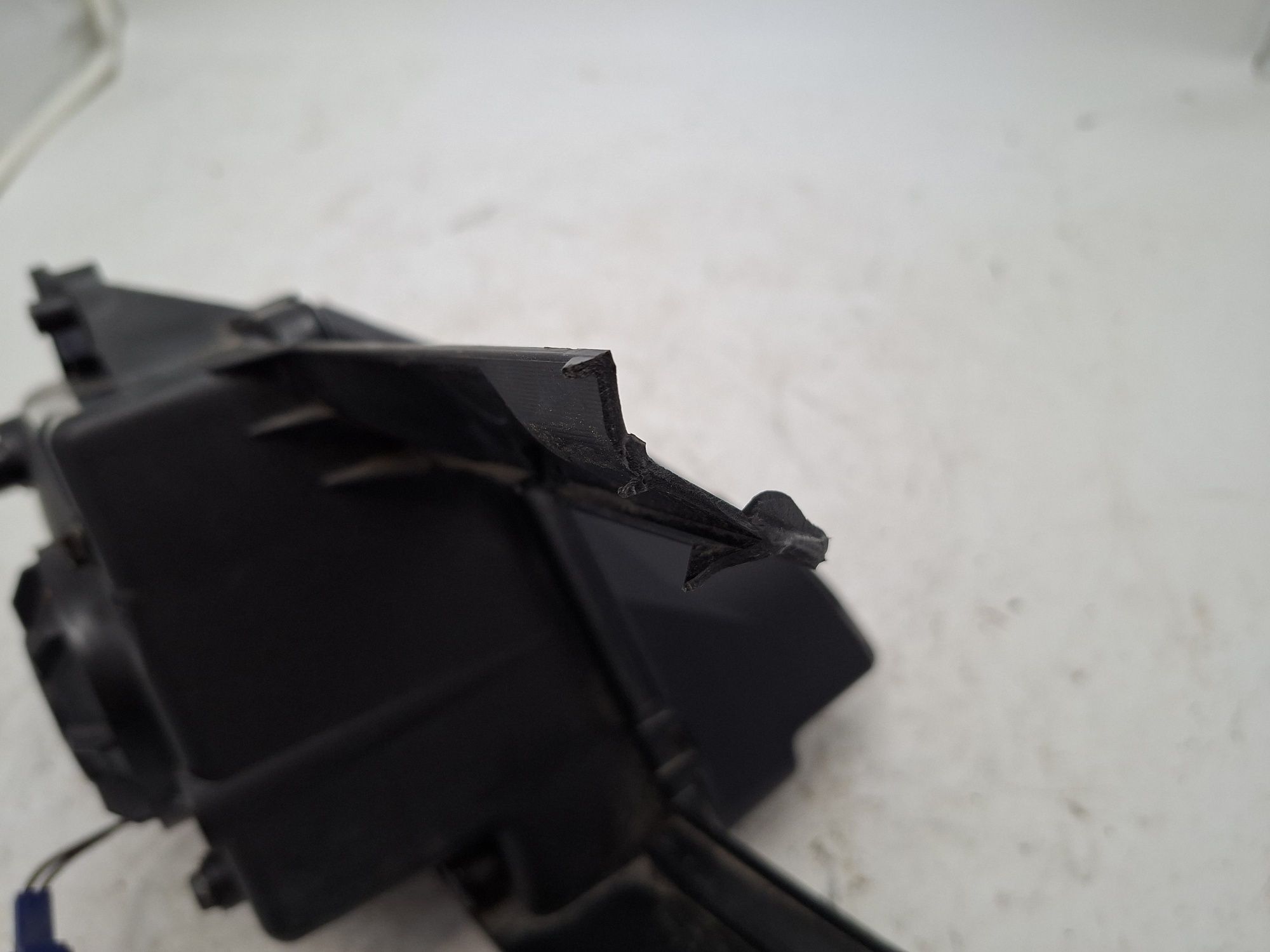 Yamaha r6 rj11 lampa lewa przednia