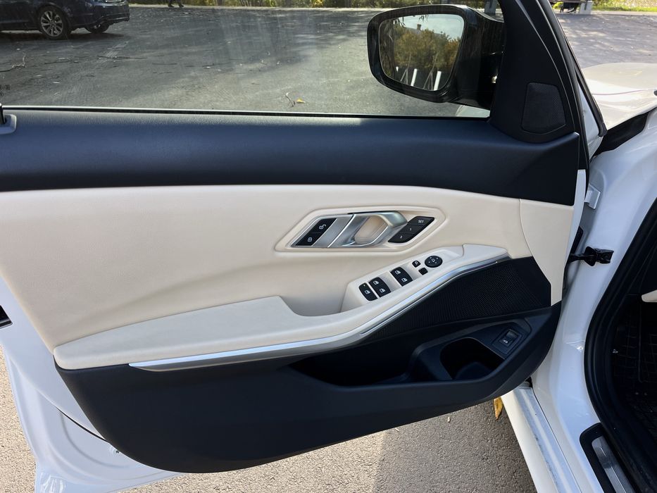 Продаж BMW 330XI 2022 за ГОТІВКУ, або в ЛІЗИНГ | КРЕДИТ