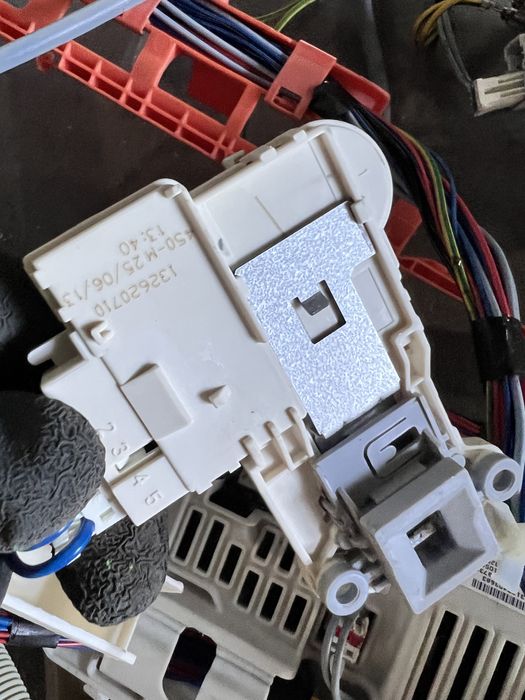 Peças máquina lavar e secar Electrolux