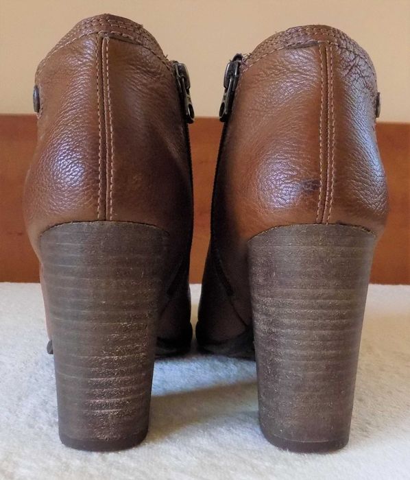 Brązowe skórzane botki damskie na obcasie, Tommy Hilfiger, rozm. 38