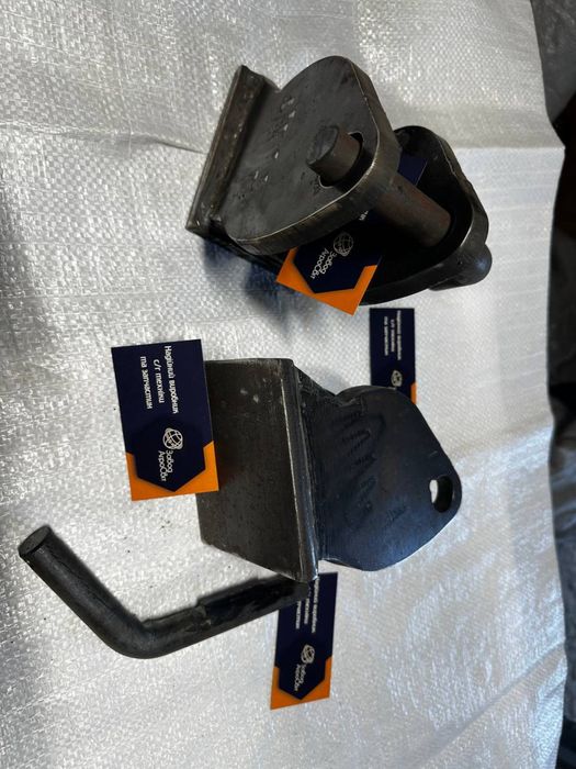 Кронштейни 2ПТС-4 2ПТС-6 ЗИЛ