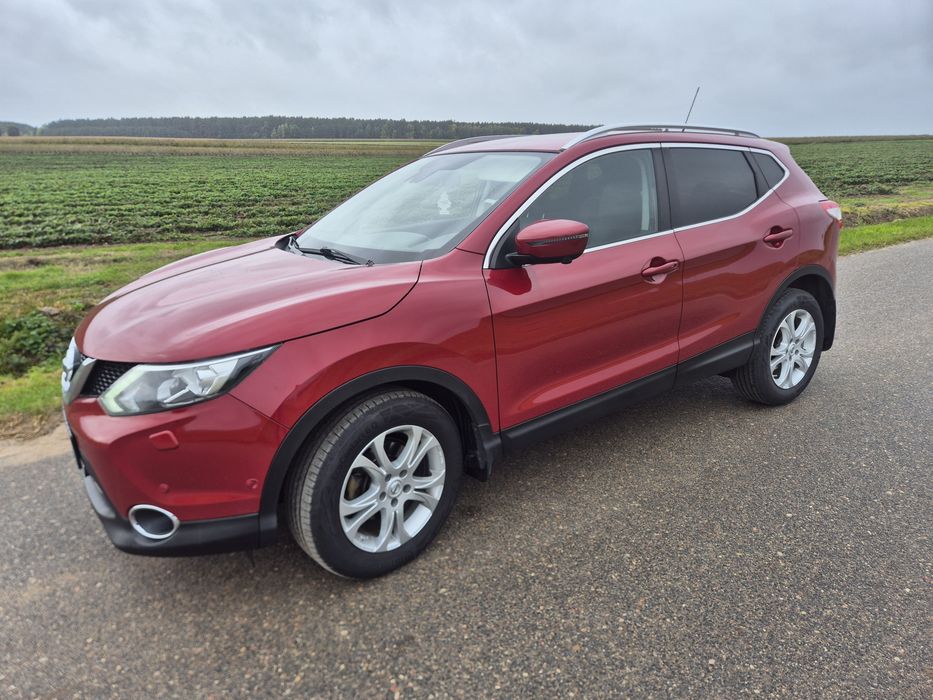Nissan quasqai. Bogate wyposażenie Skóry. Kamery.