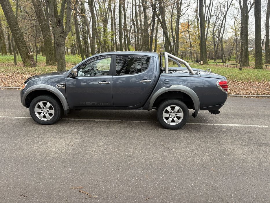 Мибісі Л200 свіжо пригнаний