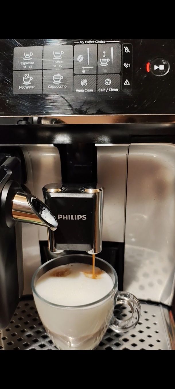 Ekspres do kawy Philips latte go