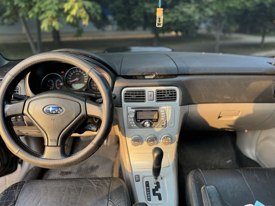 Subaru Forester 2,0 бензин