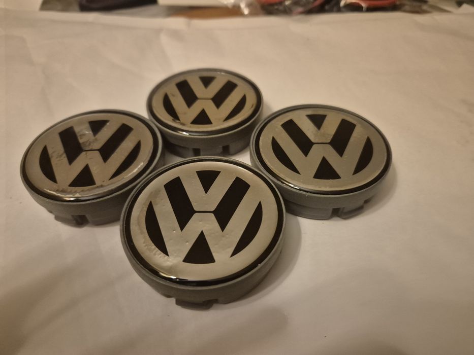 dekle kołpaki w alu felgi do vw  średnica 57/56mm