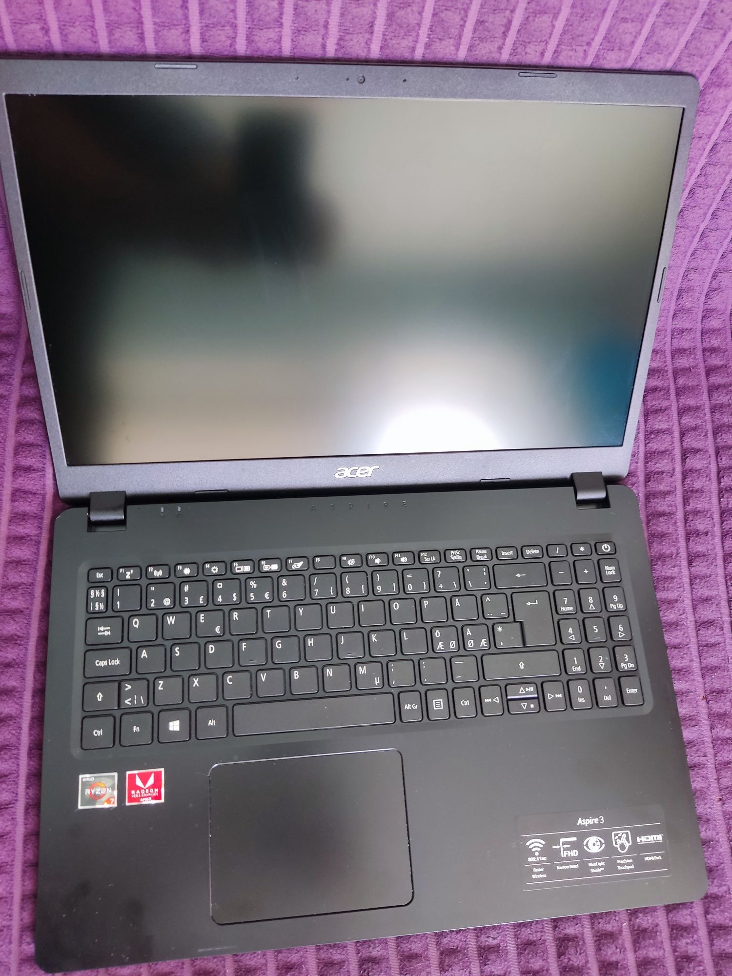 Acer Aspire 3. Ryzen 7 3700u, 16gb DDR4, SSD m2 512gb!!!