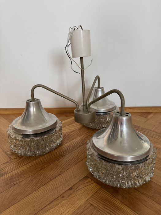 Żyrandol trzyramienny PRL