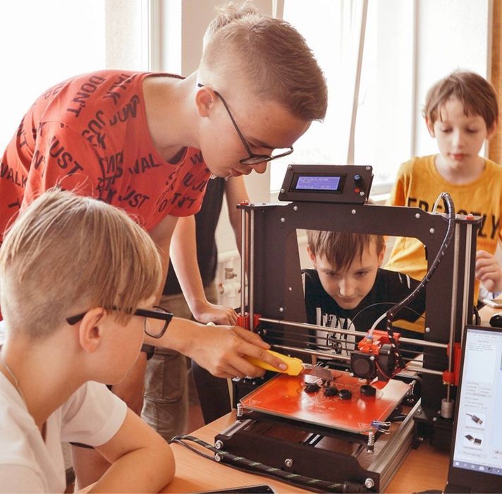 3D принтер + пластик для принтера