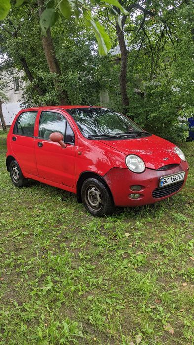 Chery QQ автомобіль
