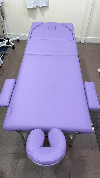 Marquesa Quirumed roxa metalica com peças