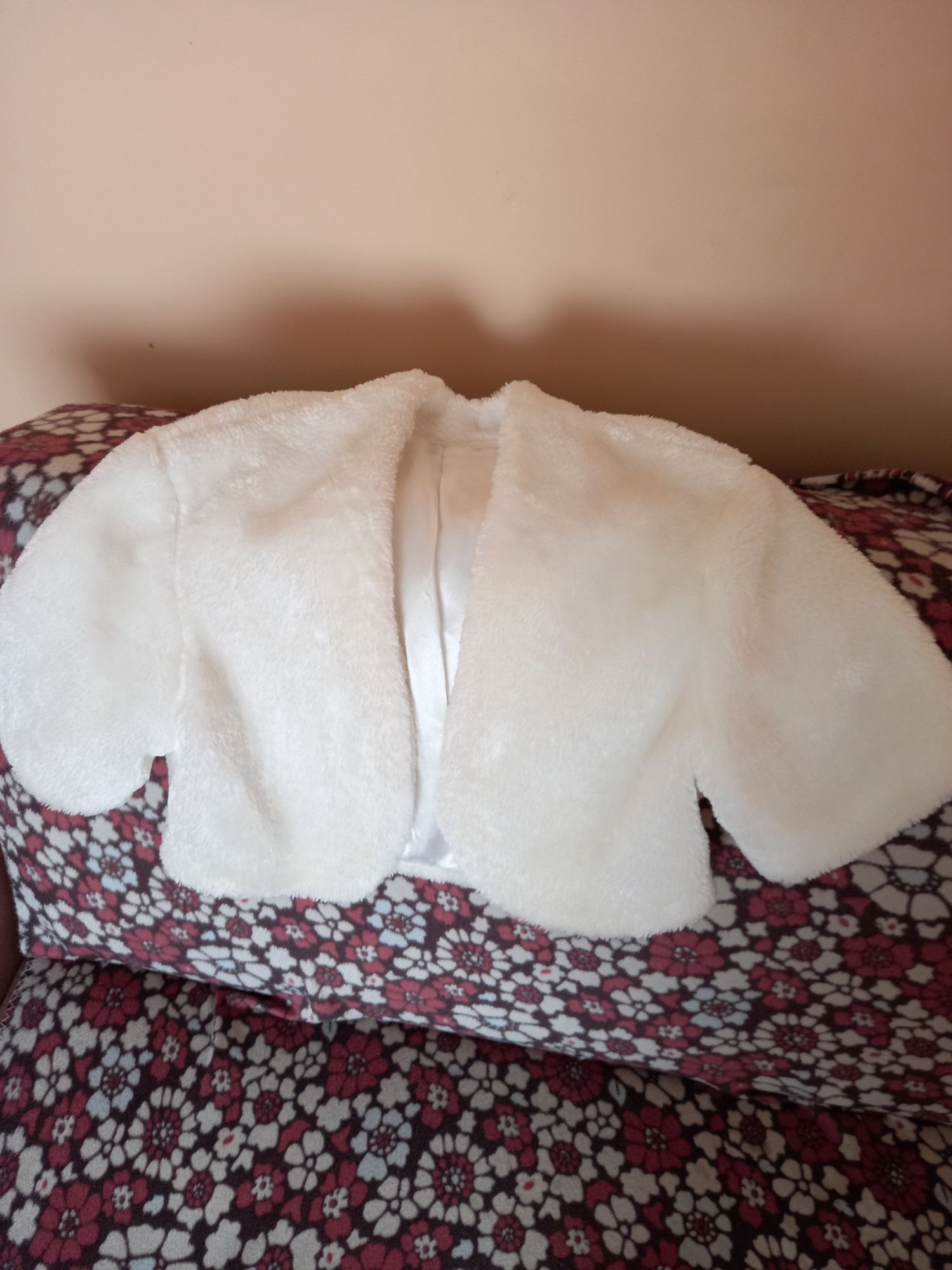 Sprzedam bolerko do komunii