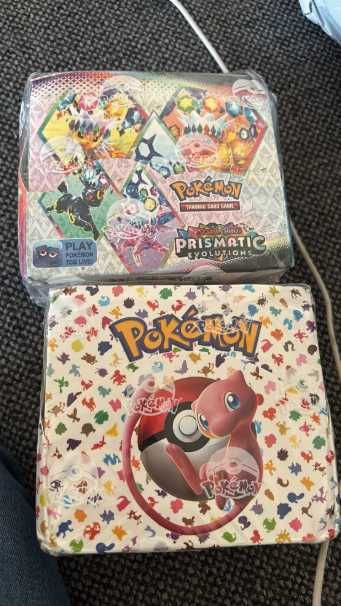 Pokémon coleção 151 caixa