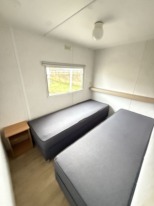 Domek holenderski Sunseeker 8.6m/3.3m, dwie sypialnie, transport