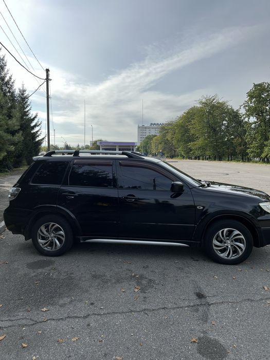 Mitsubishi Outlander 2006