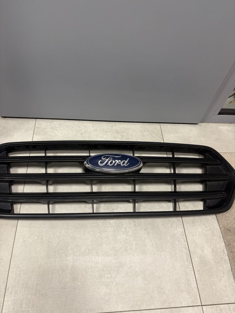 Transit Custom grill atrapa
