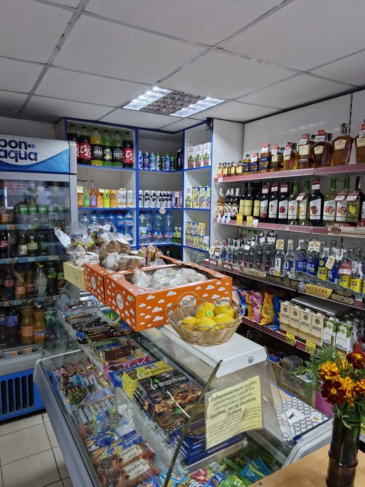 Сдам магазин- павільйон в орену 30 м2