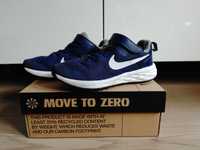 Nike revolution 32