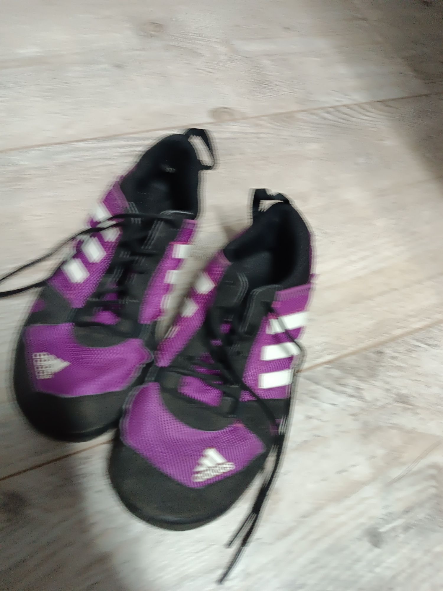 Buty damskie adidas fioletowe z siateczki 36 2/3