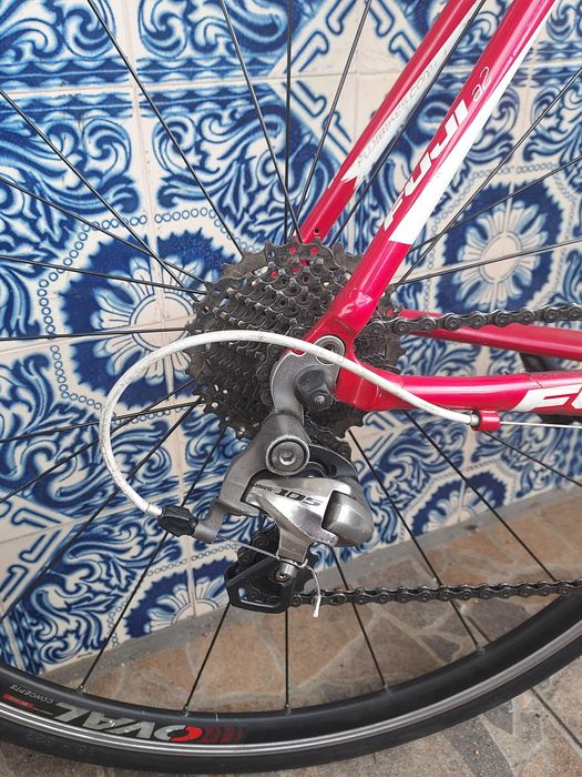 Bicicleta de Estrada Fuji Roubaix 1.0