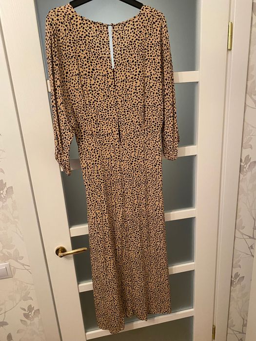 Сукня від MANGO приємна текстура, віскоза