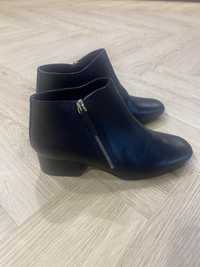 Buty botki czarne Zara