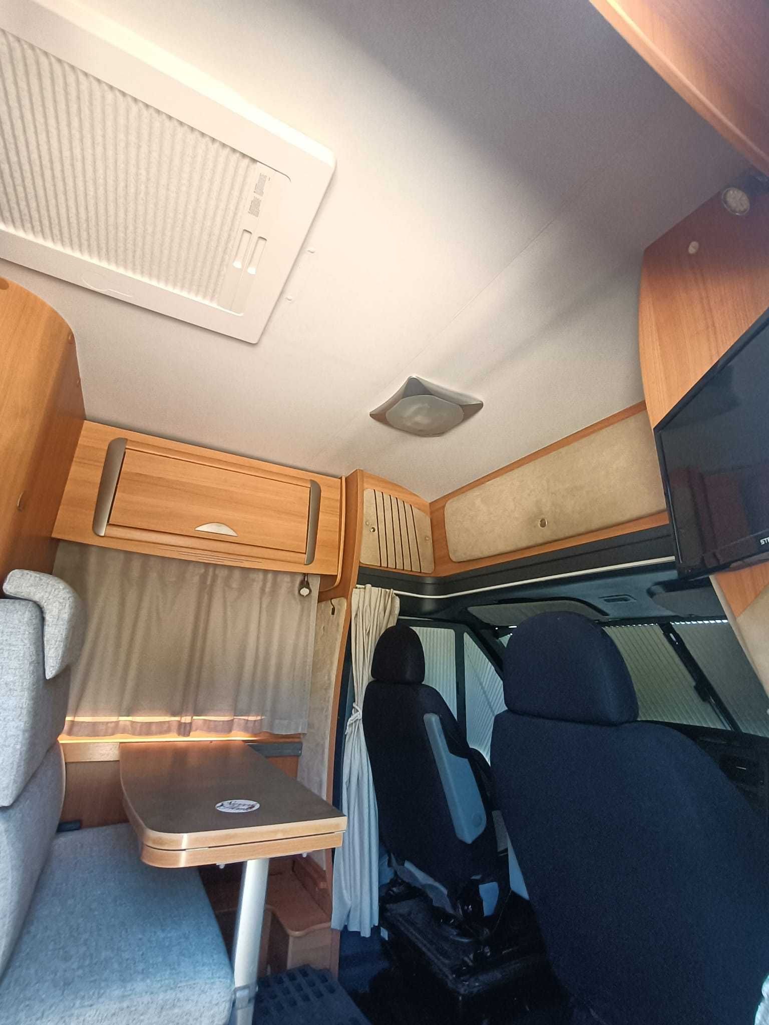 Autocaravana Ford