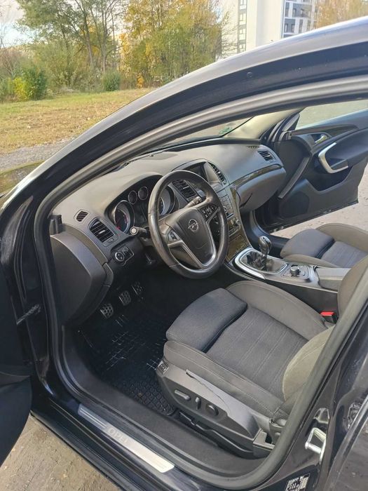 Opel  Insignia 2,0 CDTI Cosmo