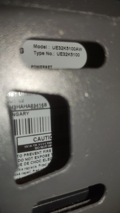 LED TV Samsung 32" Full HD z uchwytem ściennym
