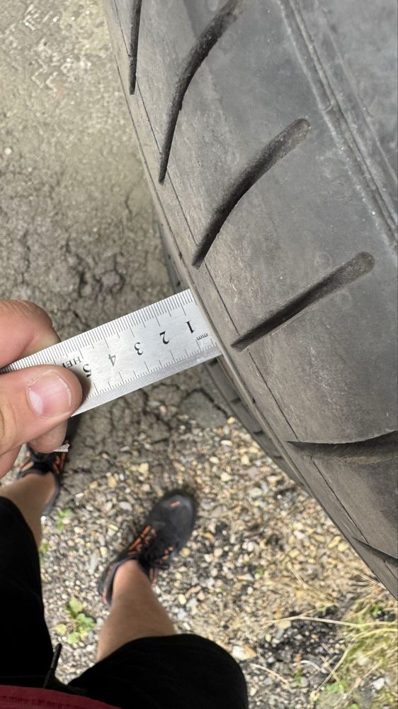 Шини різноширокі на BMW X5 Pirelli 275 40r20, 315 35 r20 різноширокі
