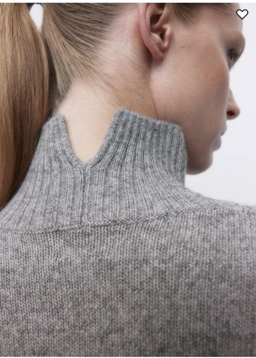 Вязаное тёплое платье оверсайз