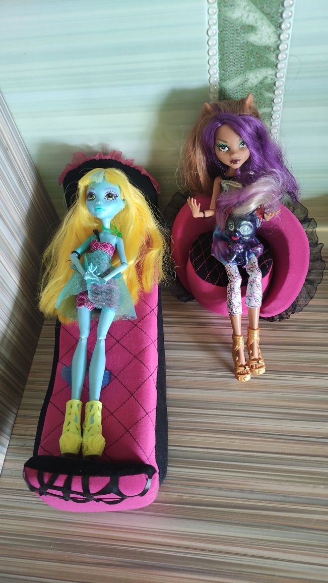 Меблі Monster High