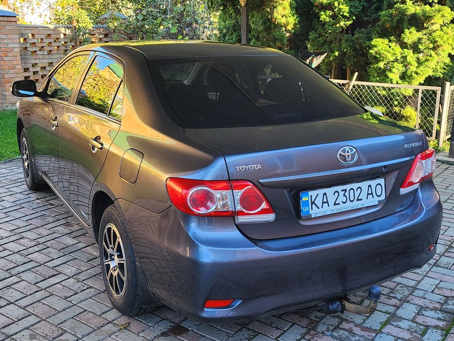 Продам автомобіль Toyota Corola