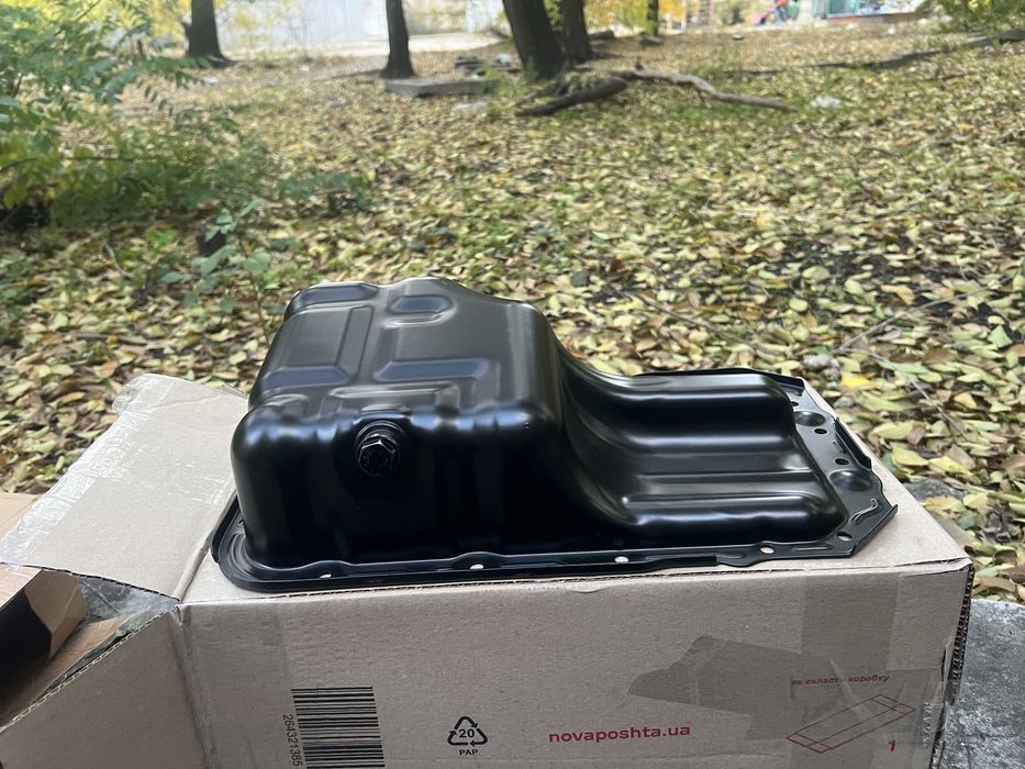 Поддон масляный Мазда 3 бк 03-08